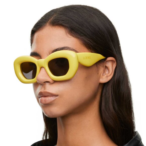 NEW LOEWE LW40117I 39A WOMEN SUNGLASSES YELLOW SQUARE LOEWE EYEWEAR - Picture 1 of 13